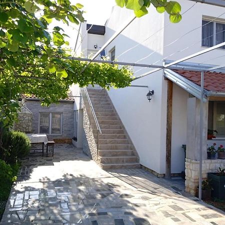 Apartman Josipa Peroj Extérieur photo