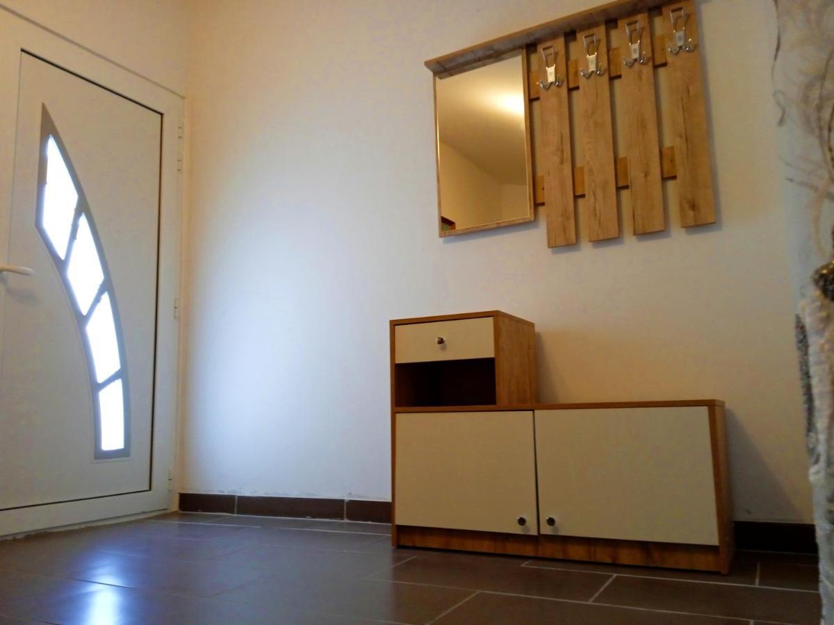 Apartman Josipa Peroj Extérieur photo