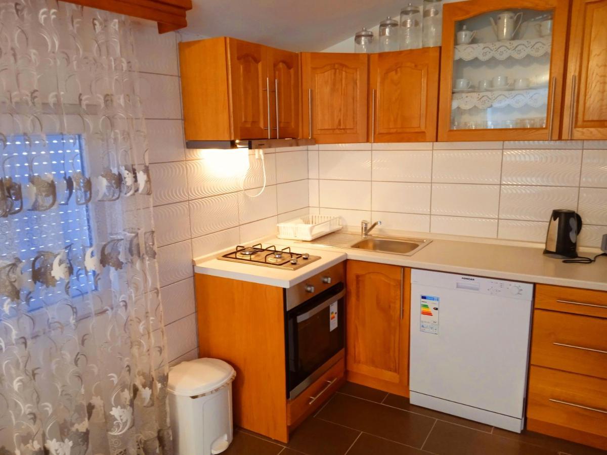 Apartman Josipa Peroj Extérieur photo