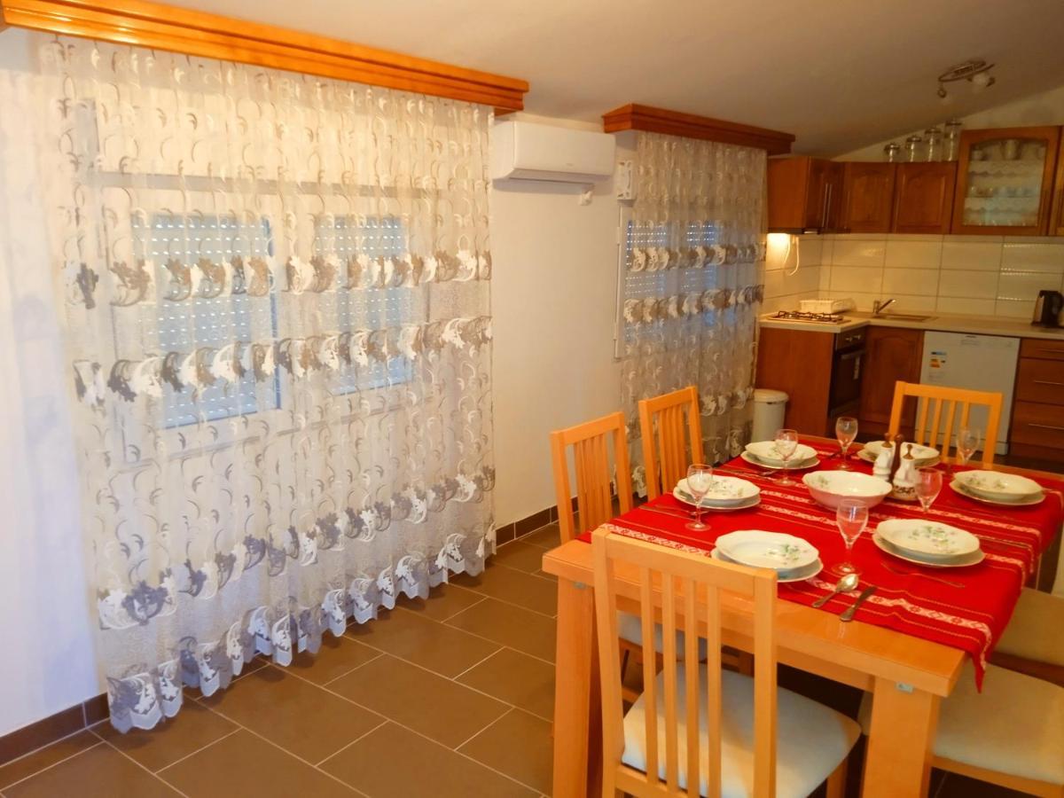 Apartman Josipa Peroj Extérieur photo