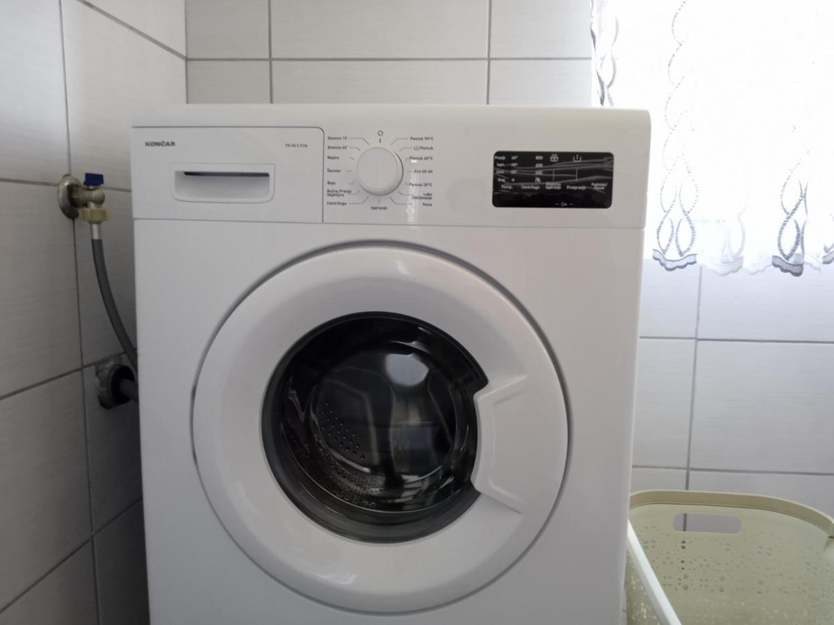 Apartman Josipa Peroj Extérieur photo