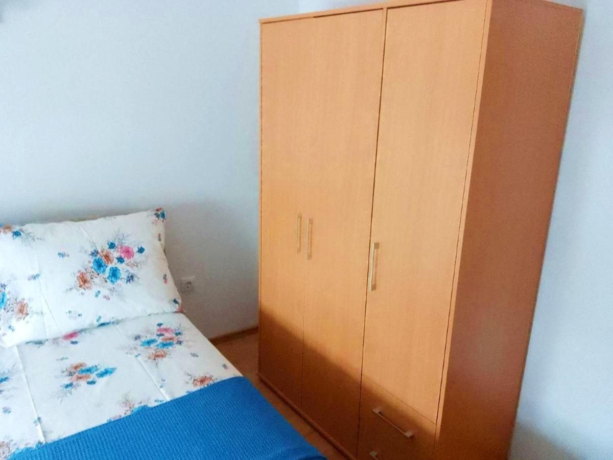 Apartman Josipa Peroj Extérieur photo