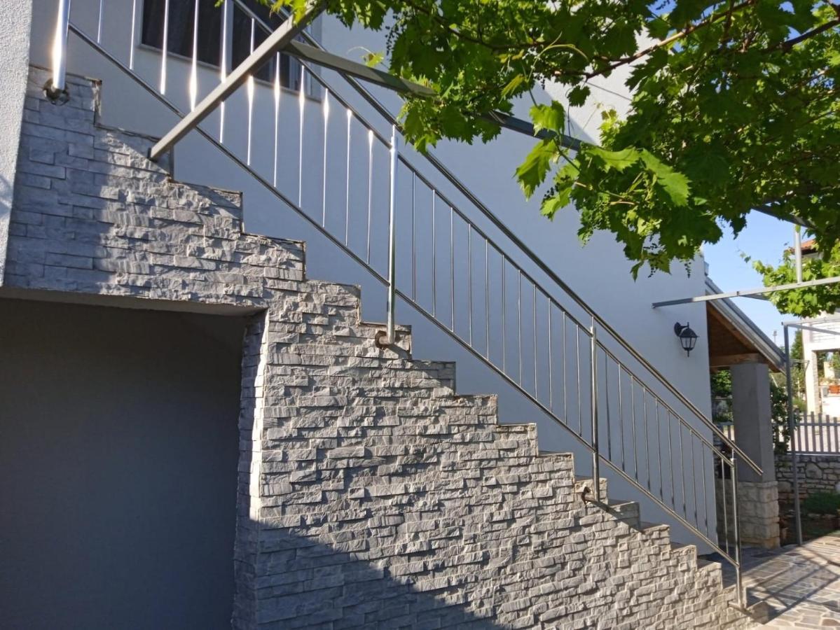 Apartman Josipa Peroj Extérieur photo